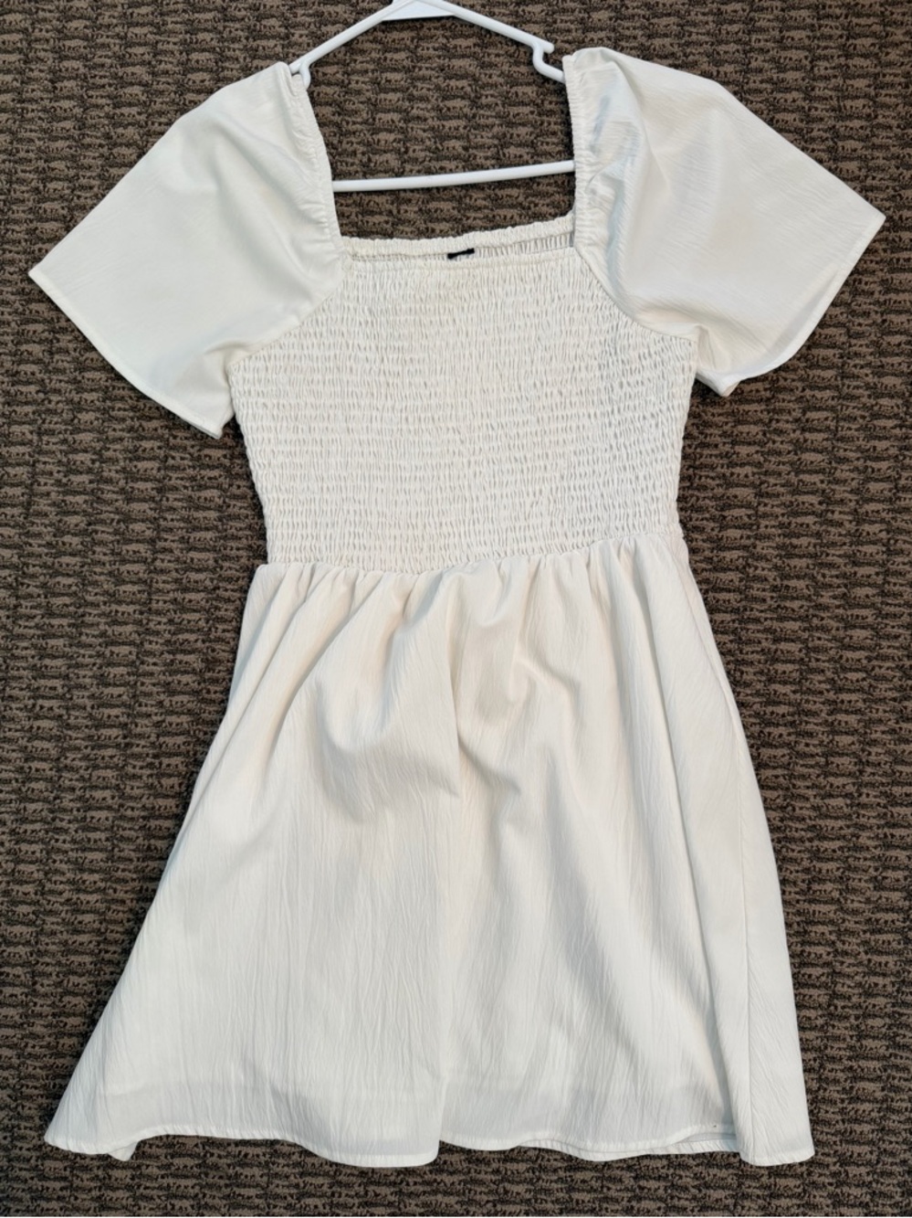 Women’s short white dress - S